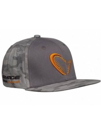 Savage Gear Flex Fit Camo cap med Jaw Logo i front