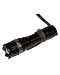 Kraftig 3 Watt CREE LED lommelygte lyser ca 190 meter